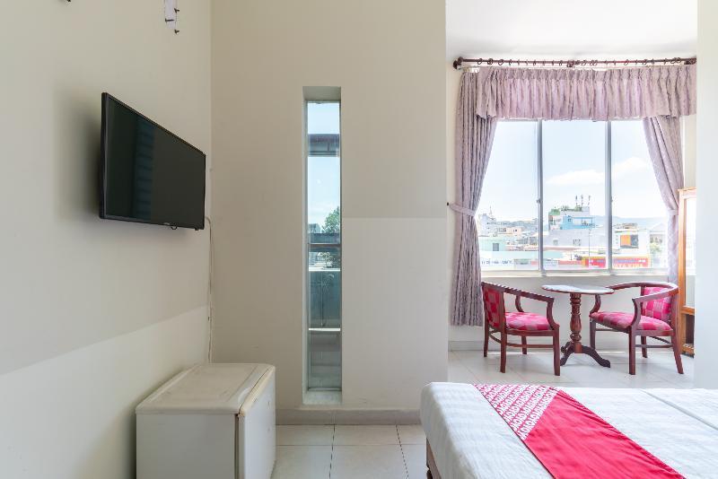 Oyo 242 Thien Thanh Hotel Danang Exterior photo